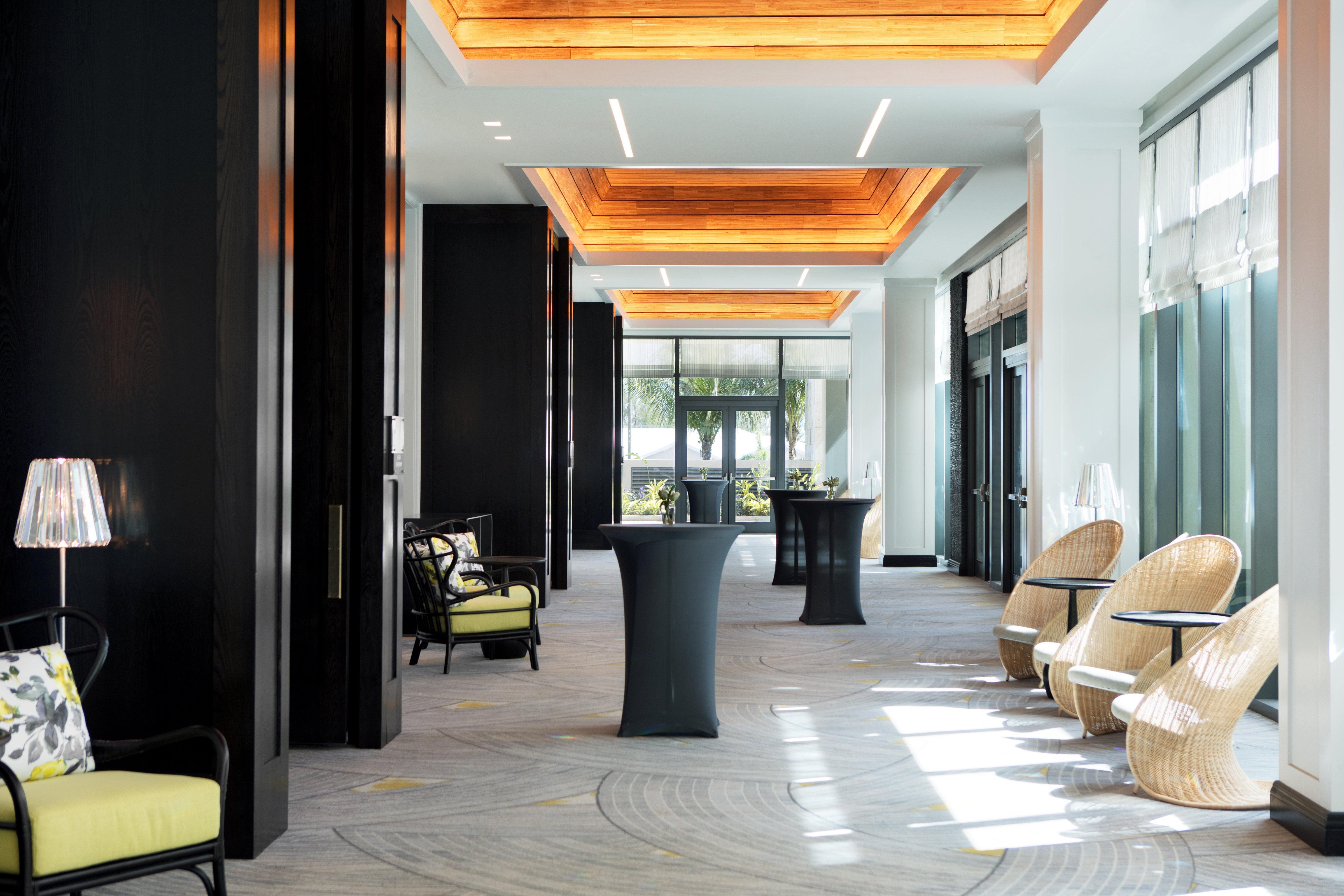 Kimpton Seafire Resort + Spa By Ihg West Bay Kültér fotó