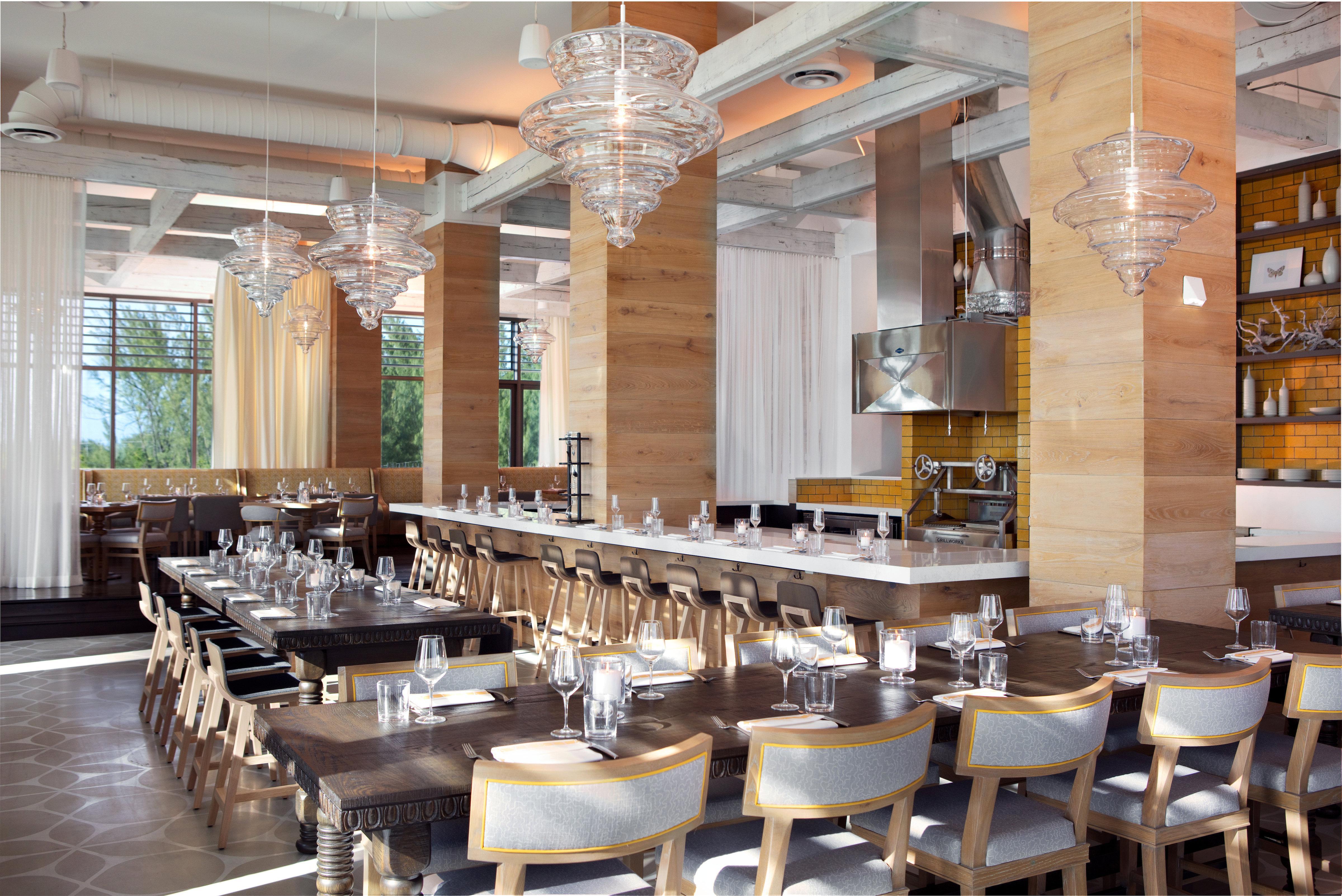 Kimpton Seafire Resort + Spa By Ihg West Bay Kültér fotó