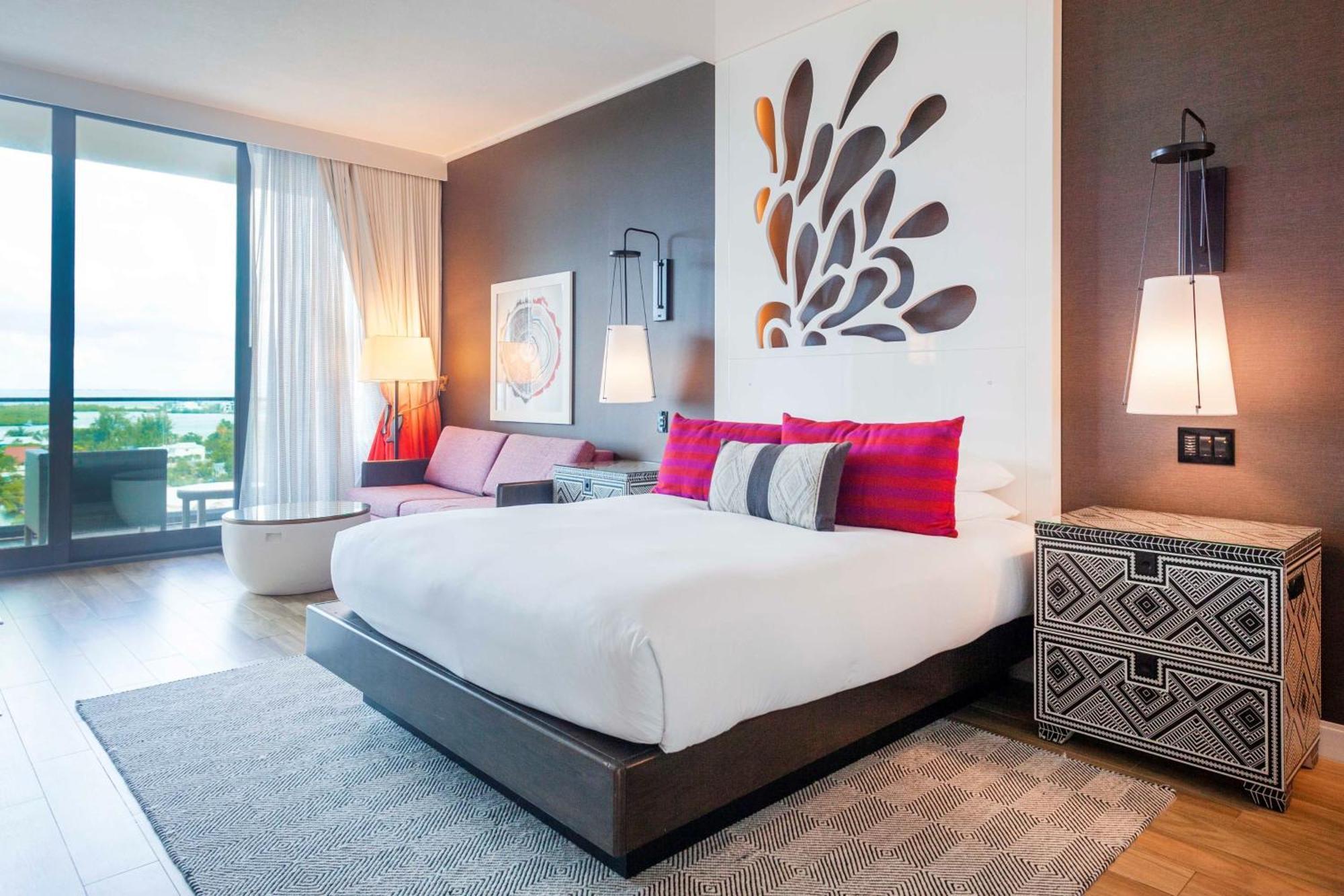 Kimpton Seafire Resort + Spa By Ihg West Bay Kültér fotó